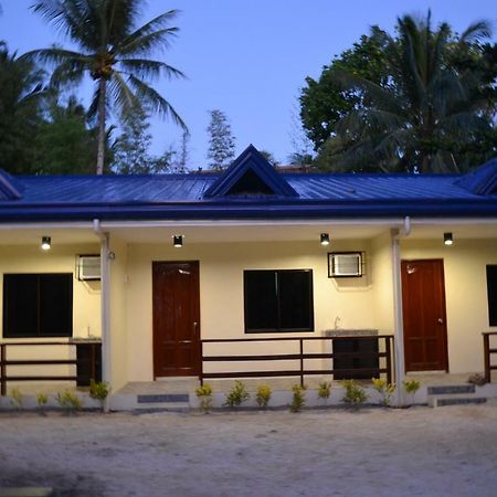Janna'S Place Hotel General Luna  Exterior photo